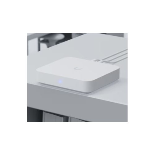 UBiQUiTi Vezetékes Router Gateway  5x2,5GbE, Asztali - UXG-MAX